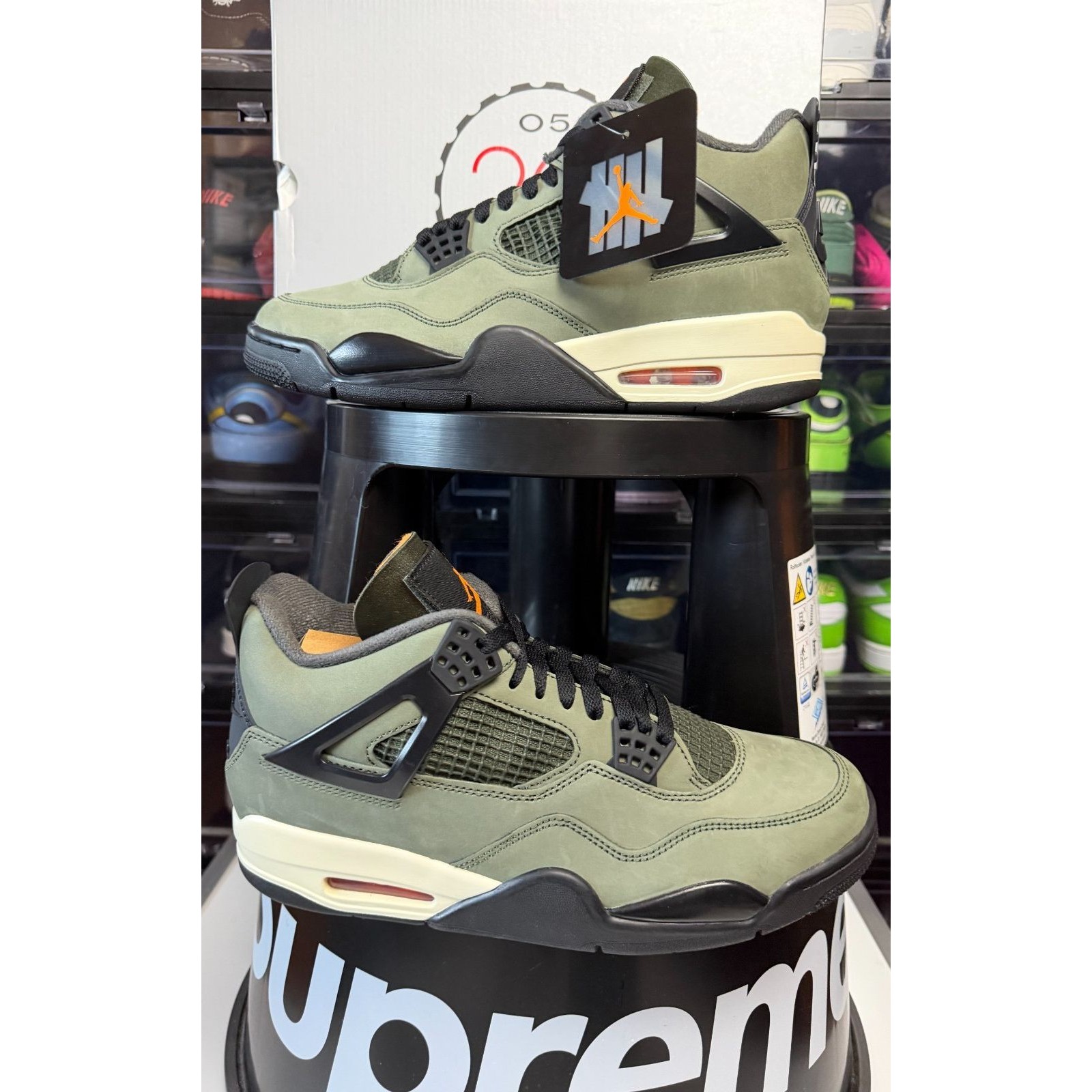 Undefeated X Nike Air Jordan 4 Retro 2025 Olive Green Orange Menâs Size 10